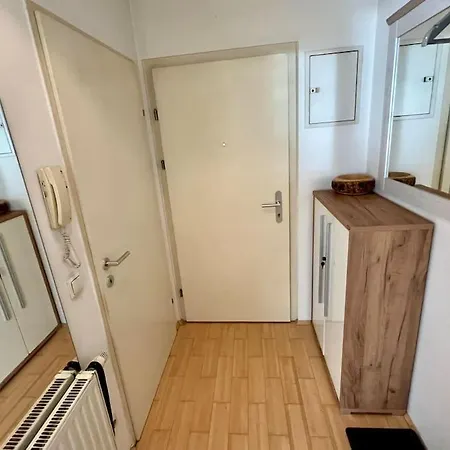 Apartment Spacious In The Popular 7th District *