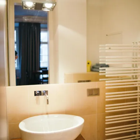 Living Center Apartment