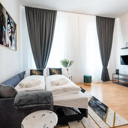 Apartment Ferris Wheel By Christiano
