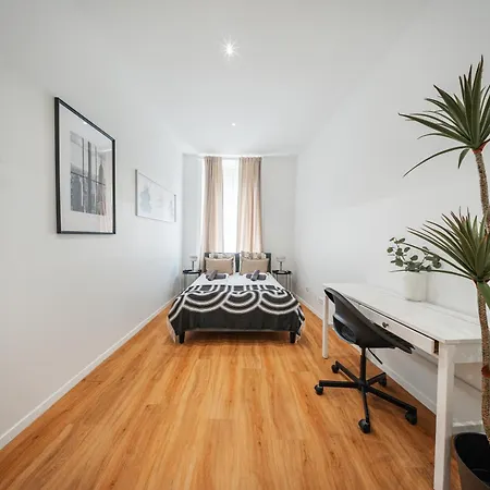 אכסניה Nice Central City Room *