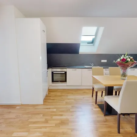 Alon Homes - Premium Center * Vienna