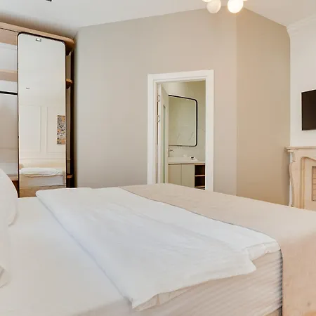 Hotel Atik *