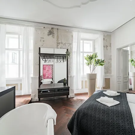 Luxury In Best Location