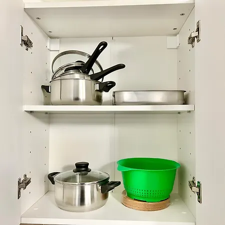Stylish Schonbrunn - Free Underground Parking Apartment