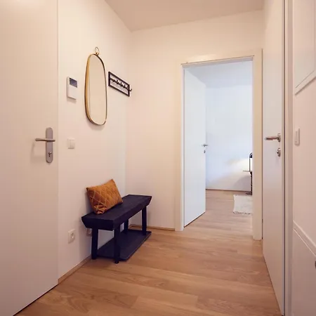 Meverling Desert 3 Apartment *