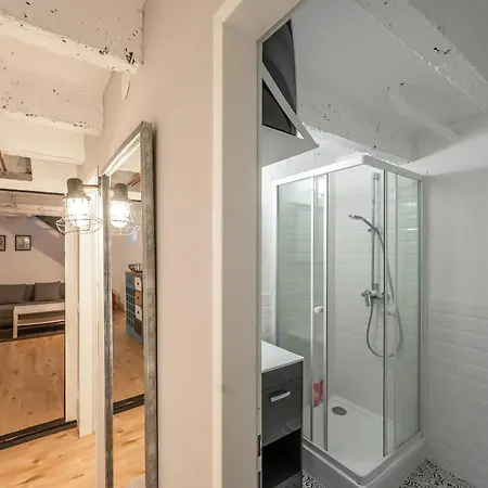 Aparthotel Center Lofts *
