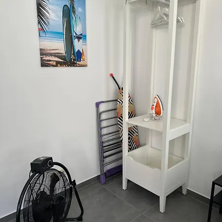 Apartment Klein Aber Fein Mit Terrasse Vienna