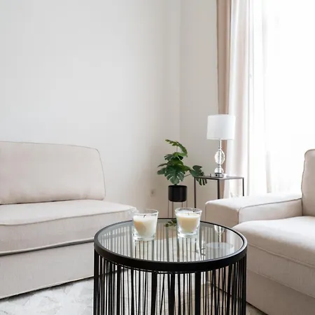 Apartment Luxurious Viennese Old Style Vienna