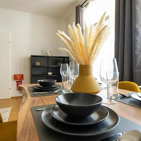 Bright Stylish With A Huge Terrace In A Location Apartment *