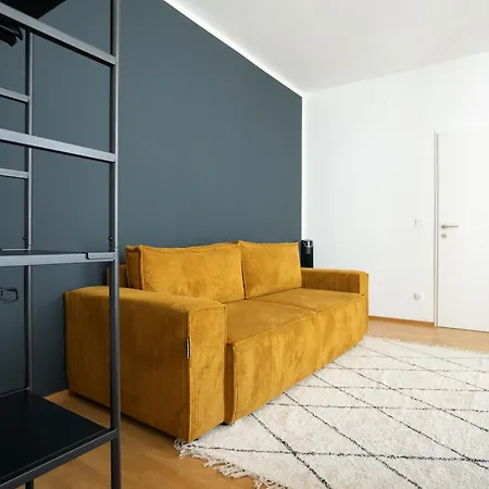 Bright Stylish With A Huge Terrace In A Location Wien