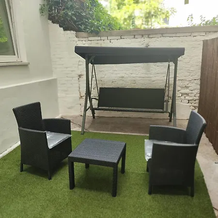 Apartment Ruby With Patio Vienna