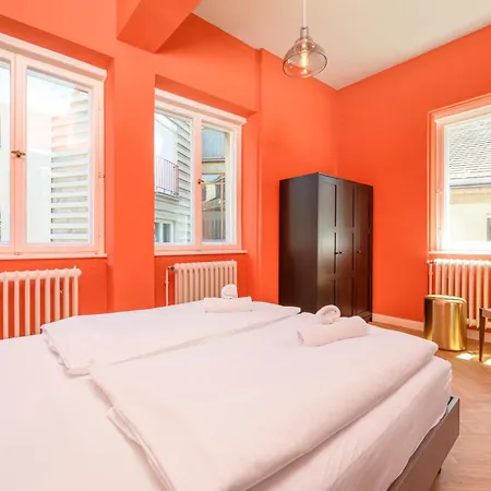 Palais Palffy Suits Apartment