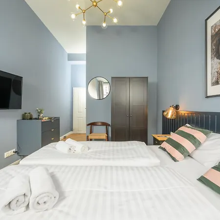Palais Palffy Suits Apartment *