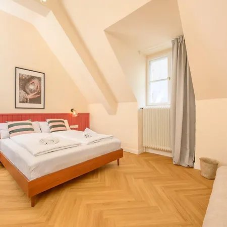 Palais Palffy Suits * Wien