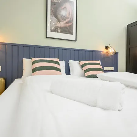 Palais Palffy Suits Apartment