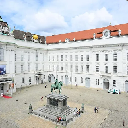 Palais Palffy Suits Apartment Wien
