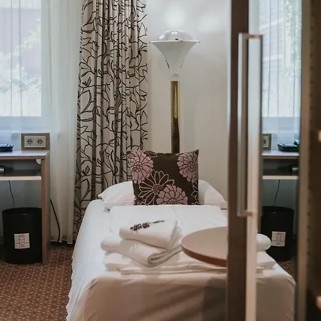 Boutiquehotel Stadthalle Hotel 3*