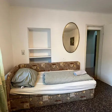 Central-vintage With Free Parking And 5min Walk To Metro * Wien