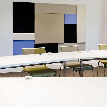 Novotel Hauptbahnhof Hotel 4*