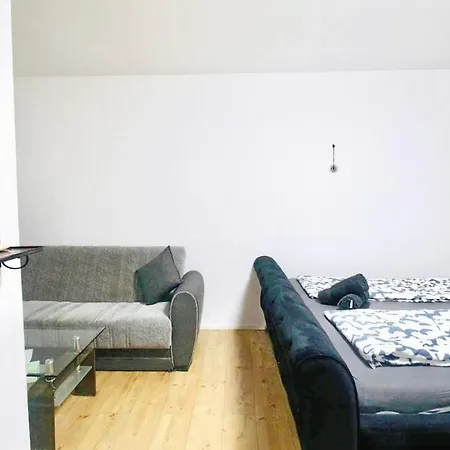 Apartment Modern In Millennium Area