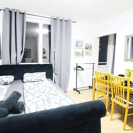 Modern In Millennium Area Apartment
