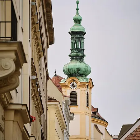 Hotel Deutschmeister