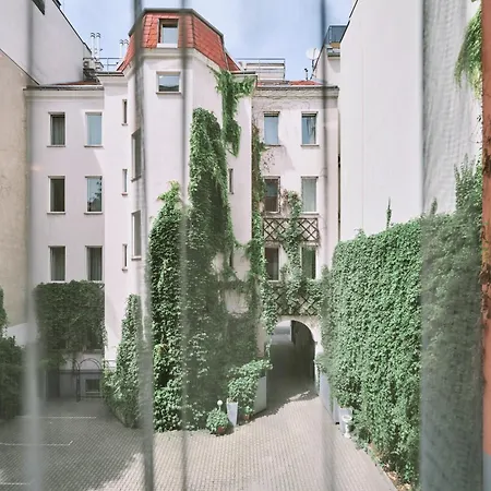 Deutschmeister Hotel