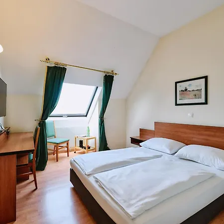 Deutschmeister Hotel Vienna