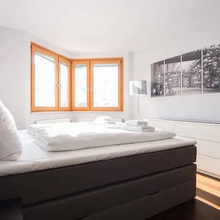 Stunning High-end 2 Bedroom Near Center Apartamento *