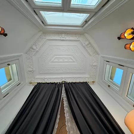Апартаменты 7th Heaven Center *