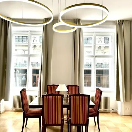 Apartmán Opera 145 M2 Vídeň