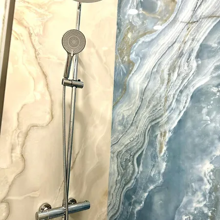 Apartmán Opera 145 M2 *