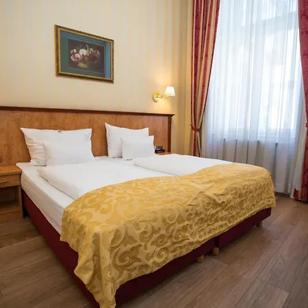 Hotel Opera I Self Check In Vienne