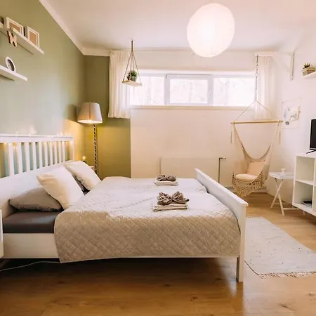 Cozy Inklusive Free Parking Ferienhaus