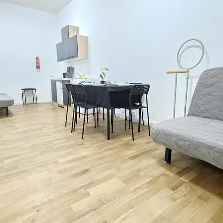 Spacious In A Lively Area 公寓 维也纳