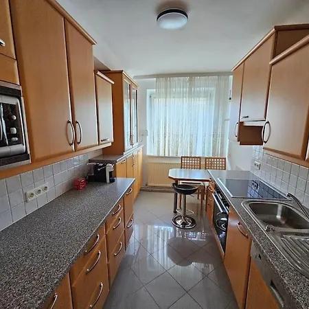 Jonas Apartment, 2 Br Vienna