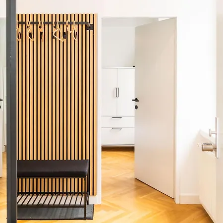 Apartment Myflat - Bright Near Station