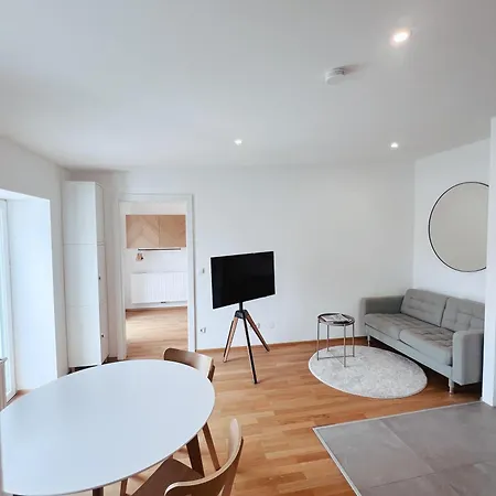 Brunnenmarkt Balcony Apartment Vienna