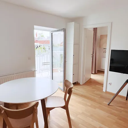 Apartment Brunnenmarkt Balcony *