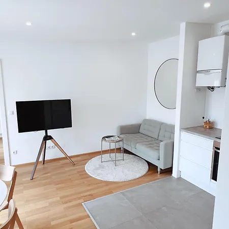 Brunnenmarkt Balcony Apartment Vienna