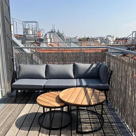 Blackriver Loft Mit Gratis Parkplatz Nahe Schoenbrunn Und U6 *