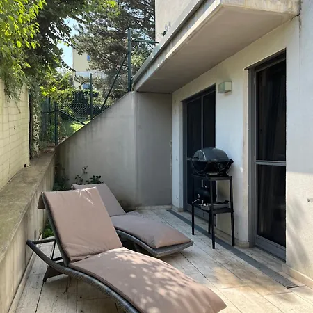Roterd Residence, & Green, Parking Lot * Vienna