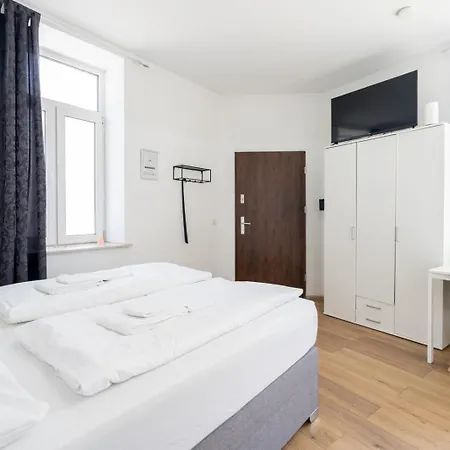 Farawayhomes 43 *