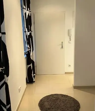 Gemuetliche Mit Balkon In Apartment *