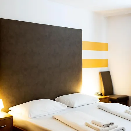 Hotel Lenas Donau Vienna