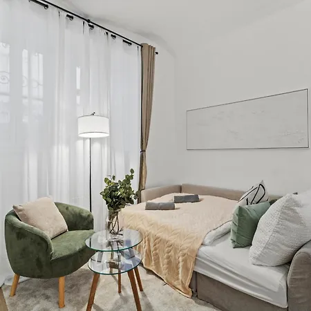 Long Term I 2 Min To U1 Columbusplatz I High Speed Wifi Апартаменты