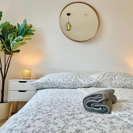 Apartament Modern Danube With Balcony *