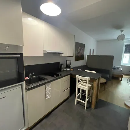 Cozy Flat - Near Schoenbrunn Apartment
