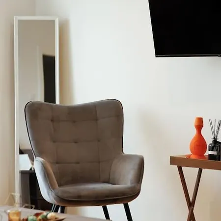 Exclusive 2-bedroom Loft With Scenic Rooftop Views Vídeň