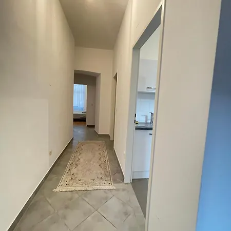 Fuer 4 Personen In 1180 Wien
